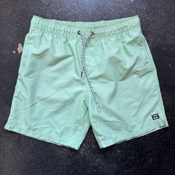 Billabong Lime Green Lightweight Drawstrings Shorts Men’s Size Medium Beach - Picture 1 of 14